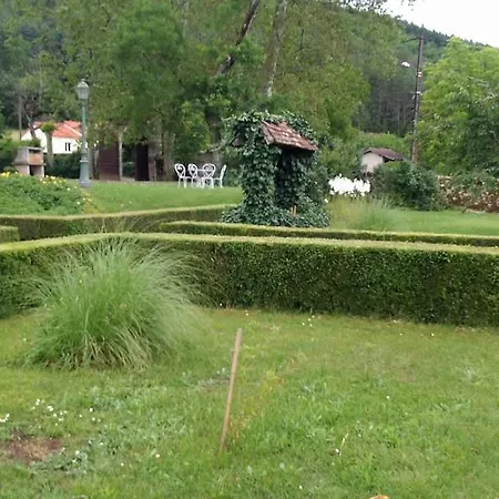 D'hotes Maison Redon Bed & Breakfast Tour-de-Faure